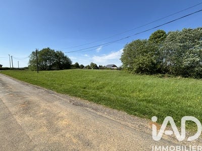/international/fr/neuville-lez-beaulieu-ardennes-310108323671/