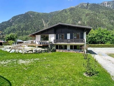 /international/fr/chamonix-rhone-310108430769/