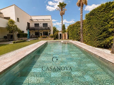 /international/fr/montarnaud-languedoc-roussillon-310108870852/