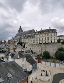 /international/fr/blois-centre-val-de-loire-310099172392/