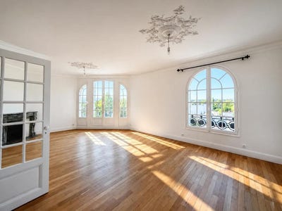 /international/fr/le-vesinet-ile-de-france-310110249228/