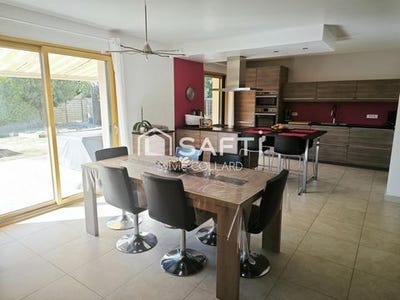 /international/fr/la-chapelle-des-marais-pays-de-la-loire-310100861310/