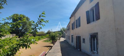 /international/fr/villeneuve-minervois-languedoc-roussillon-310109382493/