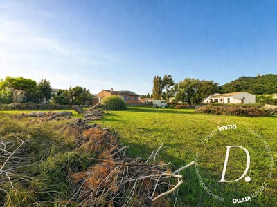 /international/fr/roquefort-des-corbieres-languedoc-roussillon-310107838951/