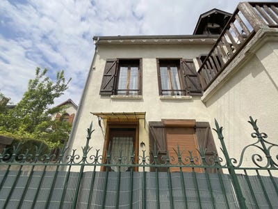 /international/fr/sainte-savine-ardennes-310099006930/