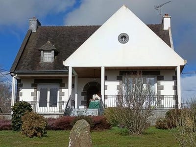 /international/fr/belle-isle-en-terre-brittany-310105348128/