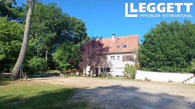/international/fr/champcevinel-aquitaine-310109106166/