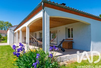 /international/fr/goudourville-midi-pyrenees-310105771592/