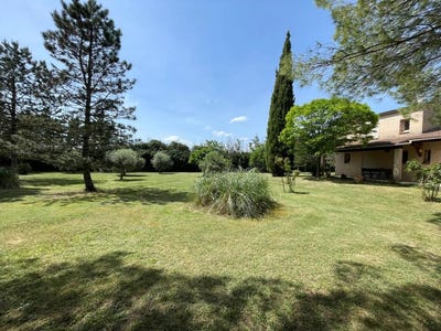 /international/fr/saint-hilaire-de-brethmas-languedoc-roussillon-310107968339/