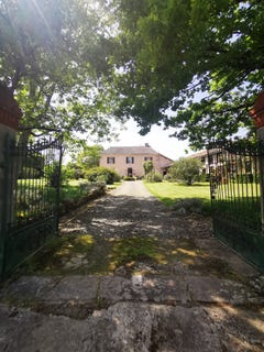 /international/fr/ladeveze-riviere-midi-pyrenees-310107561943/