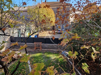 /international/fr/lezignan-corbieres-languedoc-roussillon-310107556972/
