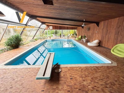/international/fr/reze-pays-de-la-loire-310105924018/
