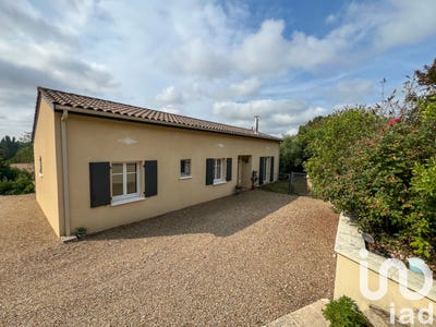 /international/fr/saint-romain-la-virvee-aquitaine-310108830426/