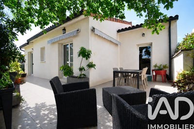 /international/fr/saint-hilaire-calais-310108402923/