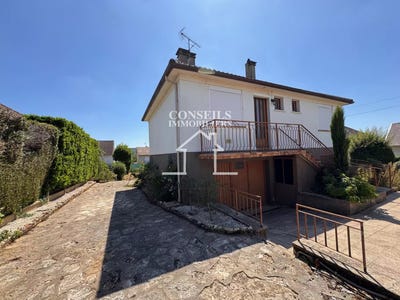 /international/fr/saint-julien-du-sault-burgundy-310100913142/