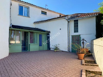 /international/fr/geay-charente-310105898274/