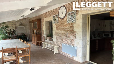 /international/fr/saint-pierre-d-eyraud-aquitaine-310094433438/