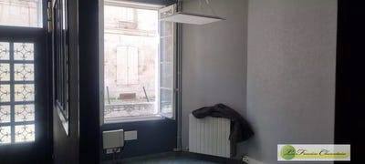 /international/fr/angouleme-charente-310106268543/
