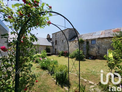 /international/fr/le-recoux-languedoc-roussillon-310099941557/
