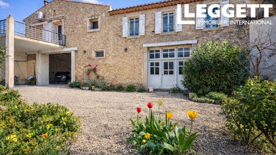 /international/fr/neffies-languedoc-roussillon-310096147242/