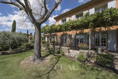 /international/fr/aix-en-provence-provence-alpes-cote-d-azur-310098469400/