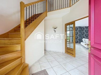 /international/fr/peronne-picardie-310107332379/