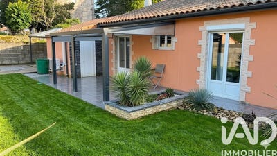/international/fr/la-trimouille-charente-310104934407/