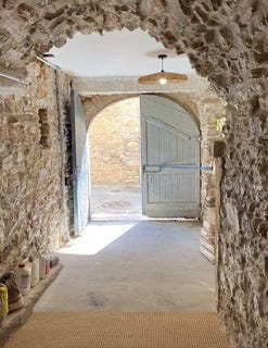 /international/fr/laurens-languedoc-roussillon-310103016385/