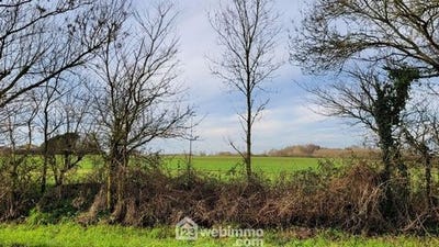 /international/fr/la-jonchere-pays-de-la-loire-310104863580/