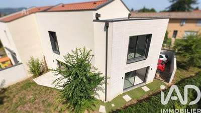 /international/fr/sathonay-village-rhone-310109073918/?lang=id