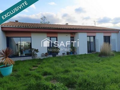 /international/fr/fressines-charente-120098602416/