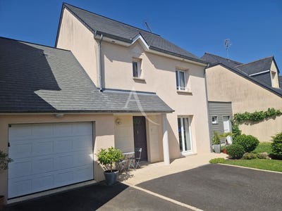 /international/fr/laval-pays-de-la-loire-310108700779/?lang=it