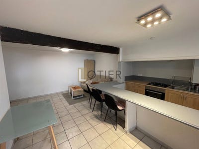 /international/fr/pezens-languedoc-roussillon-310119477841/