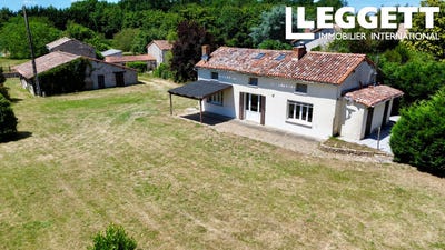 /international/fr/saint-romain-charente-310108372471/?lang=th