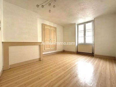 /international/fr/lons-le-saunier-franche-comte-310103081242/