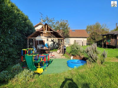 /international/fr/tournus-burgundy-310106189771/