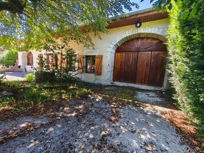 /international/fr/la-chapelle-sur-furieuse-franche-comte-310101515602/?lang=fr