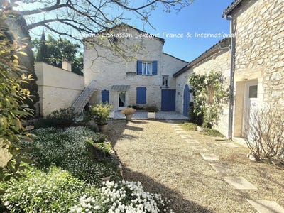/international/fr/saussignac-aquitaine-310106715891/