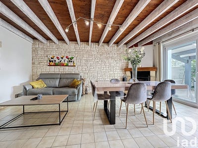 /international/fr/luxe-charente-310100672677/?lang=en
