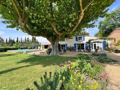 /international/fr/suze-la-rousse-rhone-310107648113/