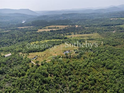 /international/fr/fayence-provence-alpes-cote-d-azur-310100874718/
