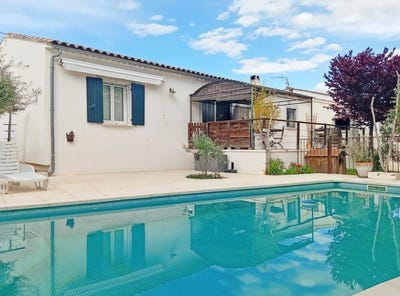 /international/fr/moussac-languedoc-roussillon-310107920974/