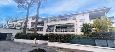 /international/fr/grasse-provence-alpes-cote-d-azur-310105824506/