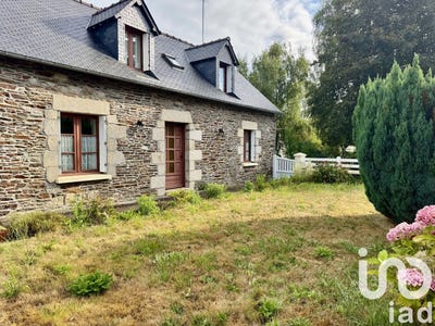 /international/fr/saint-caradec-brittany-310101282159/?lang=en