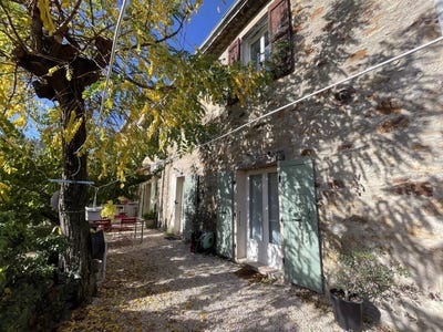 /international/fr/robiac-rochessadoule-languedoc-roussillon-310105749271/