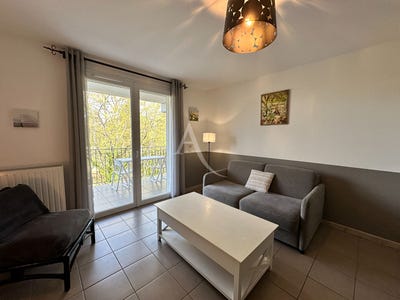 /international/fr/greoux-les-bains-provence-alpes-cote-d-azur-310108261423/