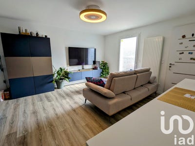 /international/fr/camps-sur-l-isle-aquitaine-310097750952/