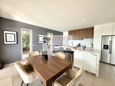 /international/fr/sari-solenzara-corsica-310103442903/
