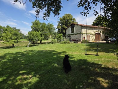 /international/fr/lachaux-auvergne-310107046621/