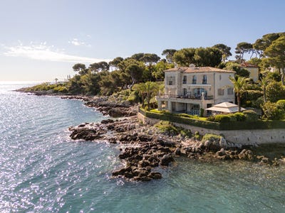 /international/fr/cap-d-antibes-hh-15822289-antibes-provence-alpes-cote-d-azur-310100959976/